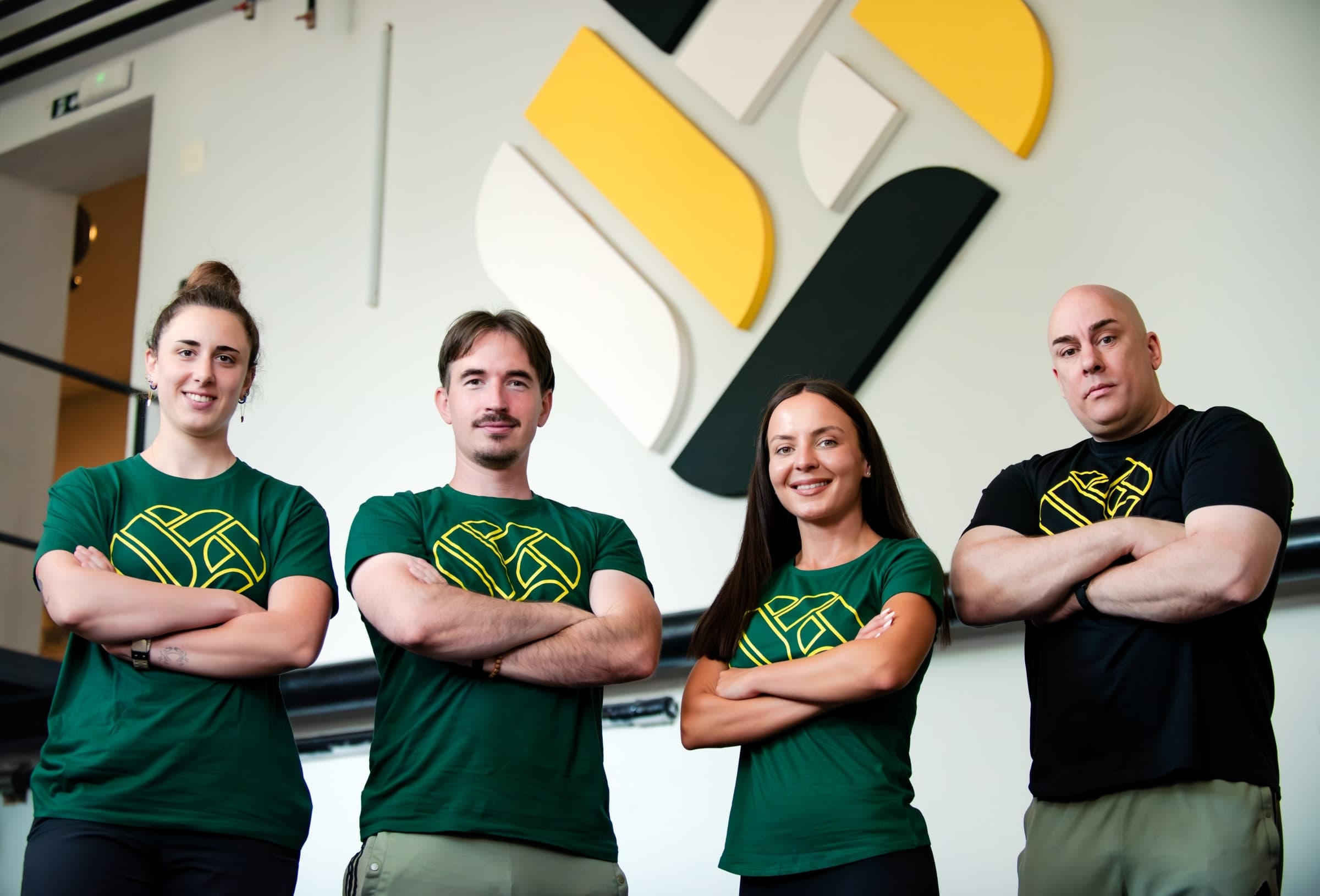 Treneri Workout Team studija u prostoru